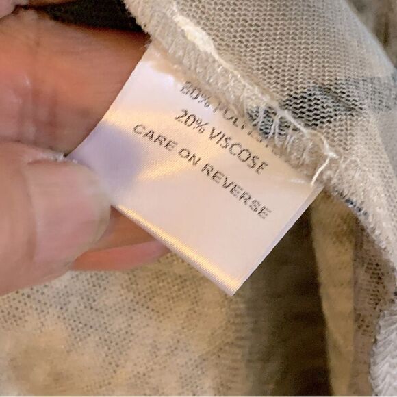 Kamana Cardigan Flowers & Butterflies Sheer Print Size Small NWOT Gorgeous - Picture 7 of 7